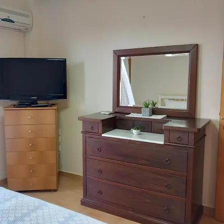 Apartment Maria Rosa - - Koutsoubri Evia